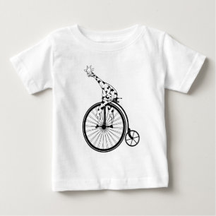 Zwart-witte giraf rijden op een fiets