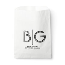 Zwart-witte grote initialen