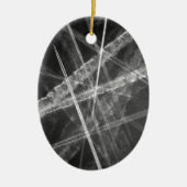 Zwart-witte Jet Trails Keramisch Ornament (Voorkant)