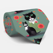 Zwart-witte katten met achtergrondbloemen stropdas (Opgerold)