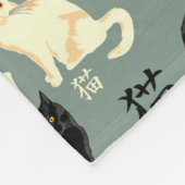 Zwart-witte katten met japanse personages fleece deken (Hoek)