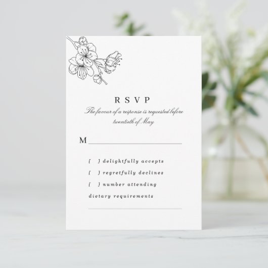 Zwart-witte lijn getrokken bloesems bruiloft RSVP kaartje (Staand voorkant)