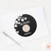 Zwart Witte Logo & Bloemen Favor Ronde Sticker (Envelop)