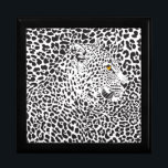 Zwart-witte luipaard in spikkelpatroon cadeaudoosje<br><div class="desc">Koel zwart-witte luipaard met het uitzicht met het bruine oog en het profiel,  gecamoufleerd in zijn eigen vlekken. Ook verkrijgbaar met uitzicht vooraan</div>