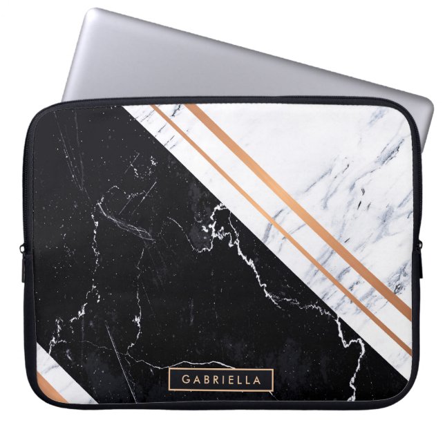 Zwart-witte marmer laptop sleeve (Voorkant)