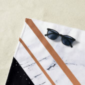 Zwart-witte marmer strandlaken (In situ)