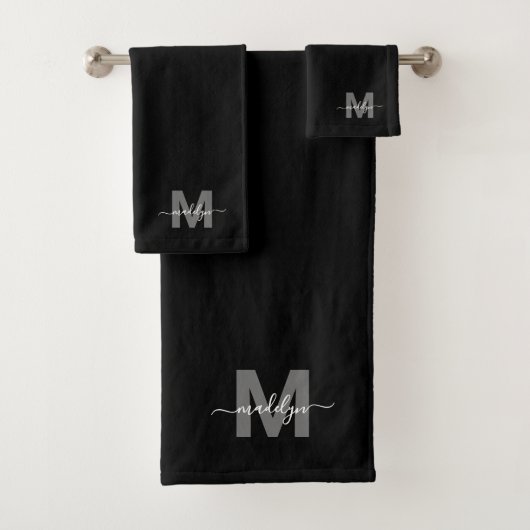 Zwart Witte Moderne Letter Naam Monogram Bad Handdoek (Insitu)