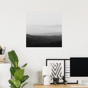 Zwart-witte nevelige horizonlijnen poster