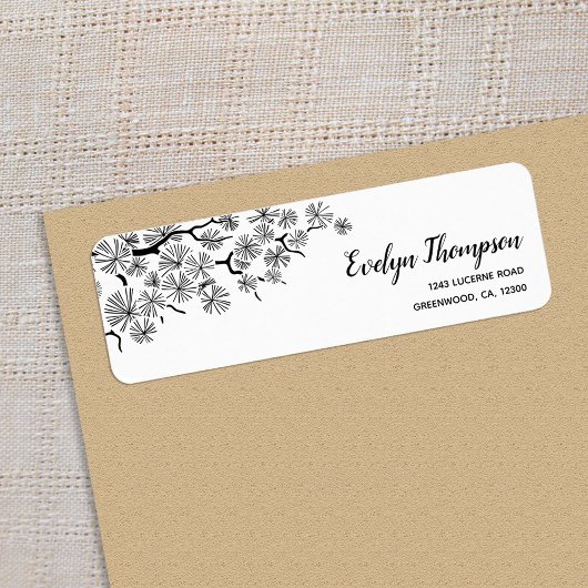 Zwart-witte pine Tak Retouradreslabels Etiket