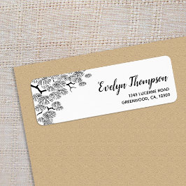 Zwart-witte pine Tak Retouradreslabels Etiket