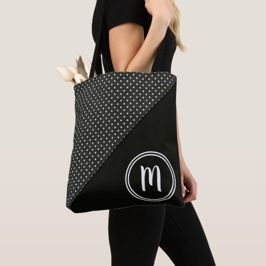 Zwart-witte pooldots en vast monogram tote bag (Dichtbij)