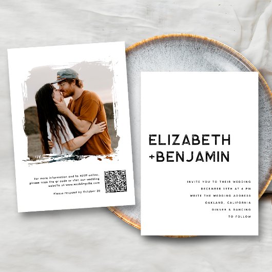 Zwart Witte QR Code Trouw Uitnodiging met RSVP