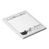 Zwart-witte rij van katten, speciaal gepersonalise notitieblok (Schuin)