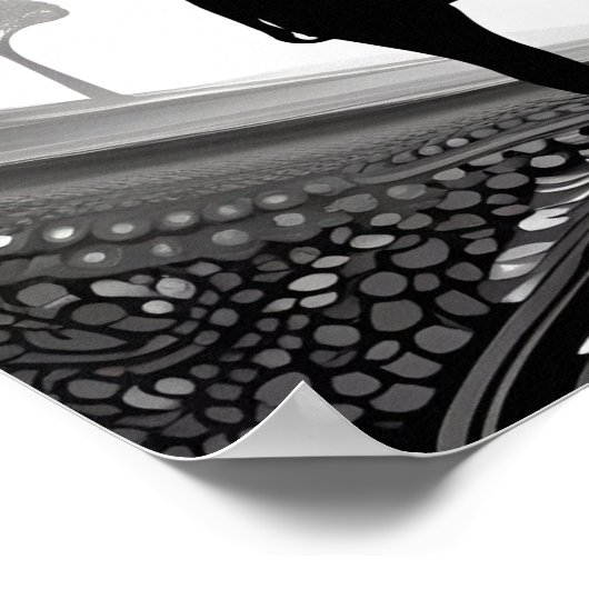 Zwart-witte Romance: Omhelzing met patroon Poster (Hoek)