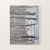 Zwart-witte ruitboomstammen in sneeuwfoto legpuzzel (Verticaal)