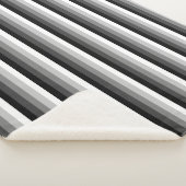 Zwart-witte schaduwstrepen sherpa deken (3/4)