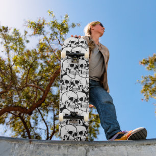 Zwart-witte schedel persoonlijk skateboard