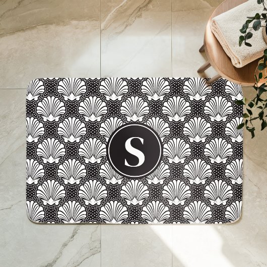 Zwart-witte schelpen kustmonogram badmat
