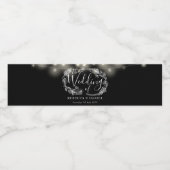 Zwart-Witte Slingerlichtjes Bloemige Bruiloft Waterfles Etiket (Enkel label)