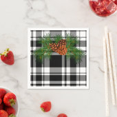 Zwart-witte speldenstang met dennekkegel servet (Insitu)