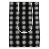 Zwart-witte spiraal medium cadeauzakje (Achterkant)