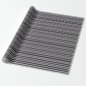 Zwart witte strepen cadeaupapier (Uitgerold)