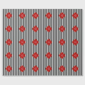 Zwart-witte strepen, rood-label monogram cadeaupapier (Vlak)