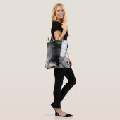 Zwart-witte trap tote bag (Op model)