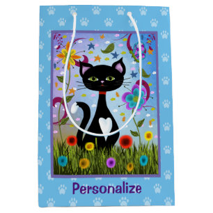 Zwart-witte Tuxedo Kat In Een Tuin Personaliseer Medium Cadeauzakje
