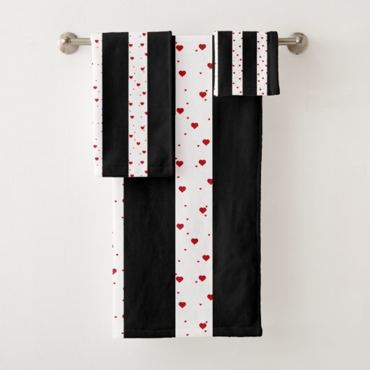 Zwart-witte verticale strepen rode harten bad handdoek (Insitu)