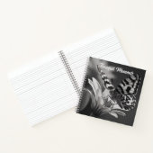 Zwart-witte vlinder gepersonaliseerd notitieboek (Binnen)