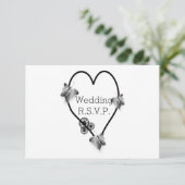 Zwart-witte vlinder hart bruiloft RSVP (Staand voorkant)