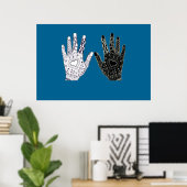 Zwart-witte vriendschap Hands Poster (Thuiskantoor)