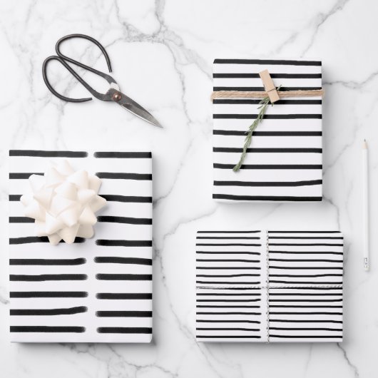 Zwart-witte Waterverf met handgetekende lijnen Inpakpapier Vel (Voorkant)