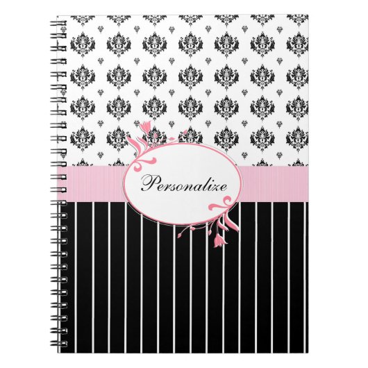 Zwart-witte witte rode zwarte roze Floral met naam Notitieboek (Voorkant)