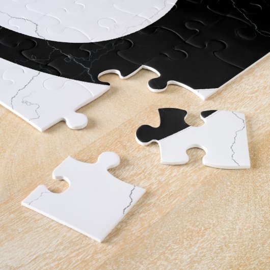 Zwart-witte yin en Yang Legpuzzel (Zijkant)