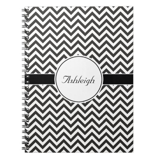 Zwart Witte Zigzag Strepen Trendy Chevron Notitieboek (Voorkant)