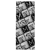 Zwart-witteinkfotocollage met monogram wijn cadeautas (Achterkant)