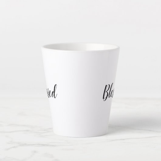 Zwart-wittekst aangepast aangepast script, schatti latte mok (Voorkant)