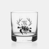Zwart Zee schildpad Silhouette Side Uitzicht Whisky Glas (Voorkant)
