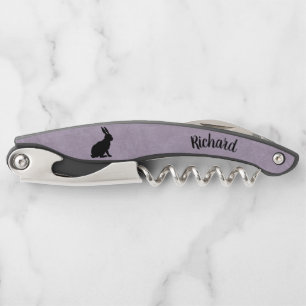 Zwart Zittend Silhouette Konijn op Licht Paarse Kurkentrekker