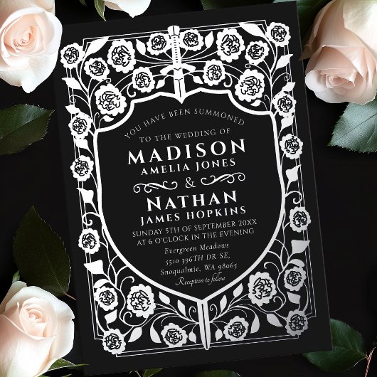 Zwart Zwaard Schild Middeleeuws Monogram Huwelijk Folie Uitnodiging