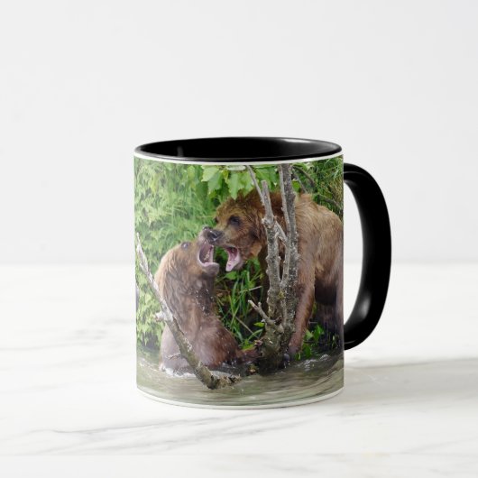 Zwarte 11 oz Combo Mok met grizzly beer & cubs (Voorkant rechts)