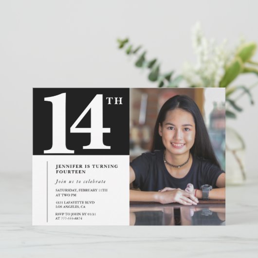 Zwarte 14e verjaardag uitnodiging Chic Girls Foto (Staand voorkant)