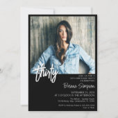 Zwarte 30e verjaardag foto uitnodiging (Voorkant)