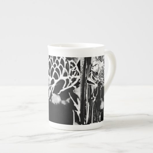 Zwarte Aardbei Bone China Porselein Mok (Voorkant rechts)