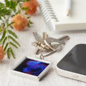 Zwarte achtergrond Neon Blue Dragon Bright Sleutelhanger (Zijkant)