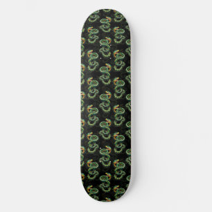 Zwarte Achtergrond Slang Patroon Ontwerp Persoonlijk Skateboard