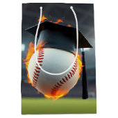 Zwarte afstudeerdop op een vlammende honkbal medium cadeauzakje (Voorkant)