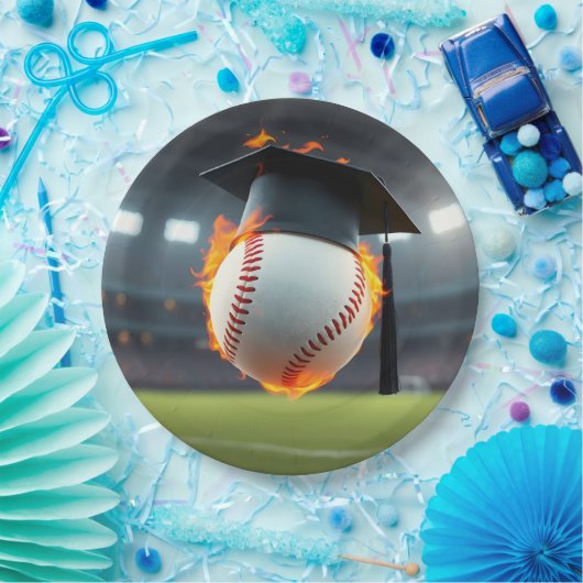 Zwarte afstudeerdop op een vlammende honkbal papieren bordje (Feest)